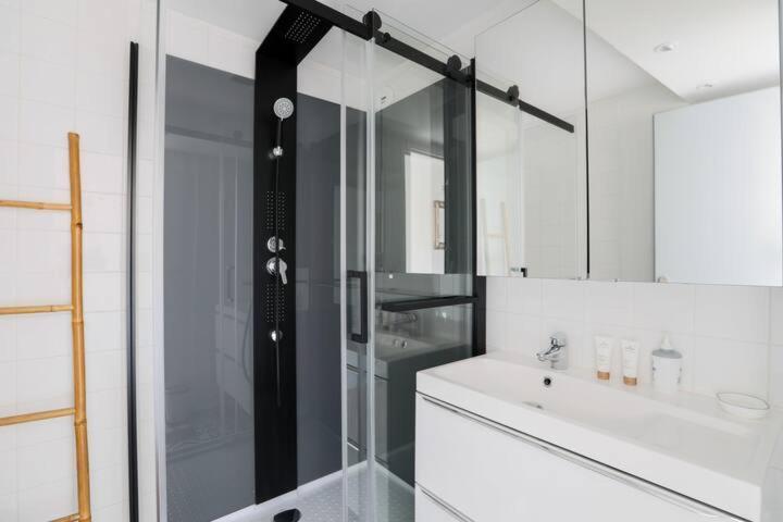 Апартаменти Sur L'Ilot De St Martin Au Centre Du Port Vue Exceptionnelle ! Сен-Мартен-де-Ре Екстер'єр фото